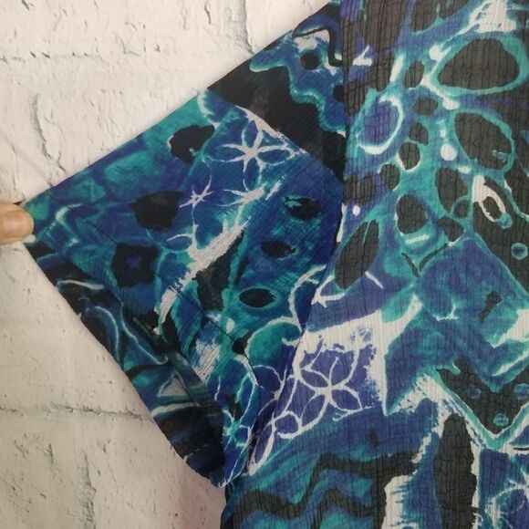 Alfred Dunner Short Sleeve Button Shirt.Size 12. - Picture 5 of 10